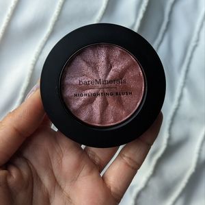 Sold bareMinerals gen nude highlighting blush